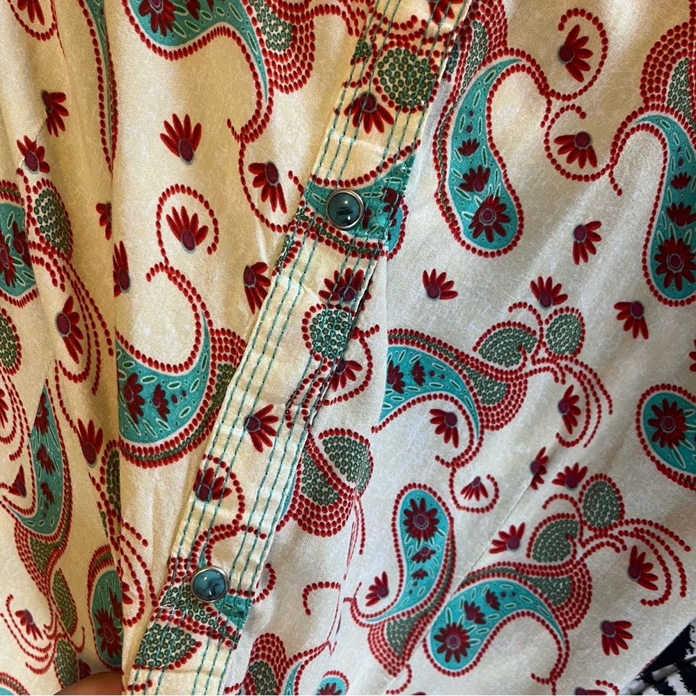 Wrangler Paisley Rodeo shirt - Picture 3 of 5